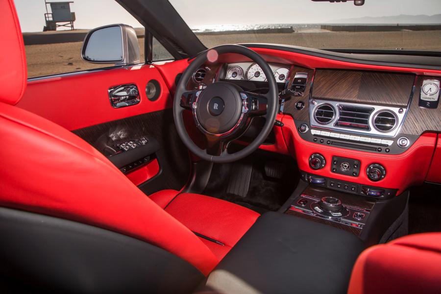  Rolls-Royce Dawn 2016 года  (US) (фото 26 из 30)
